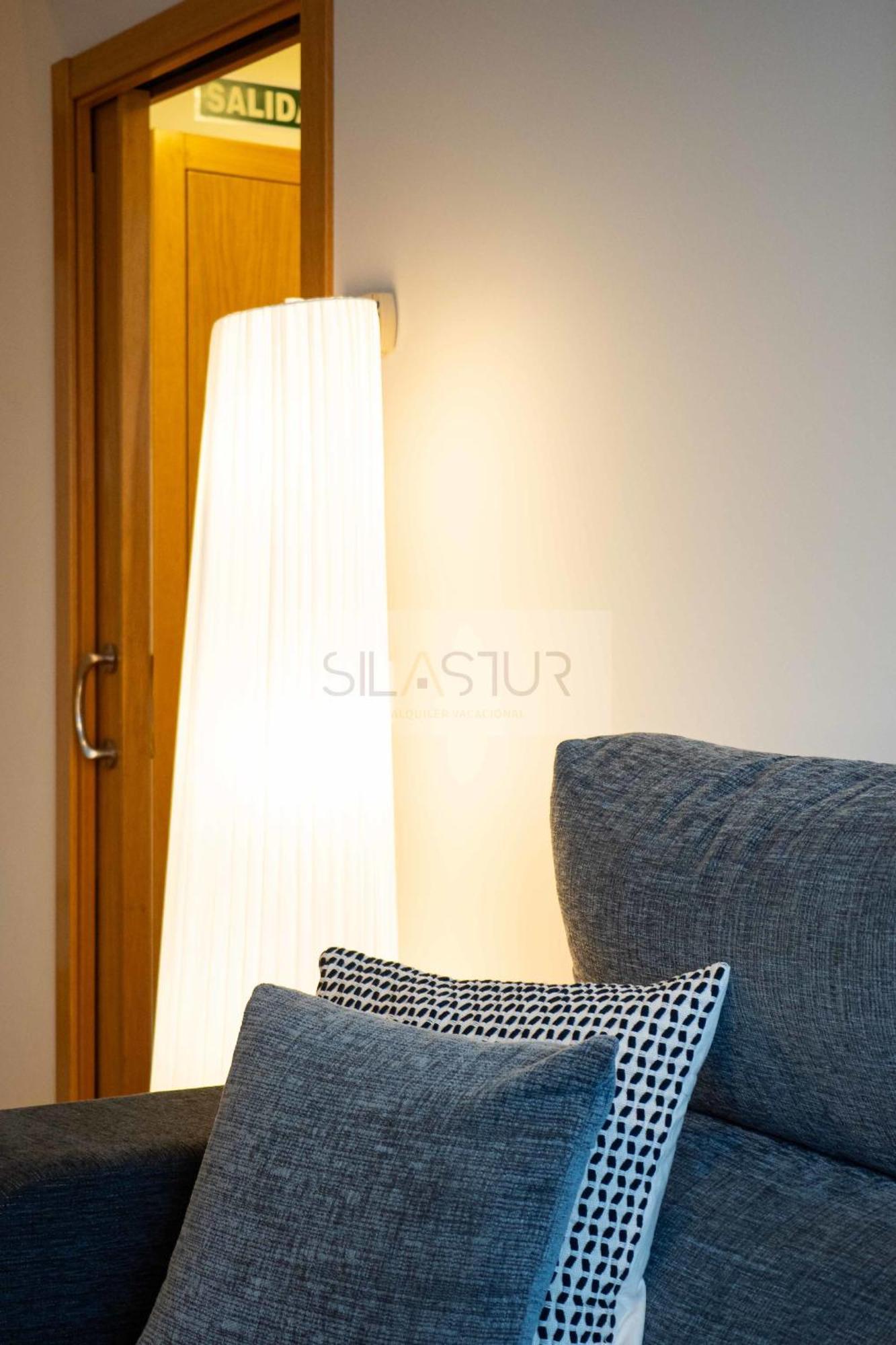 Duplex Nalon Apartment San Juan De La Arena Luaran gambar