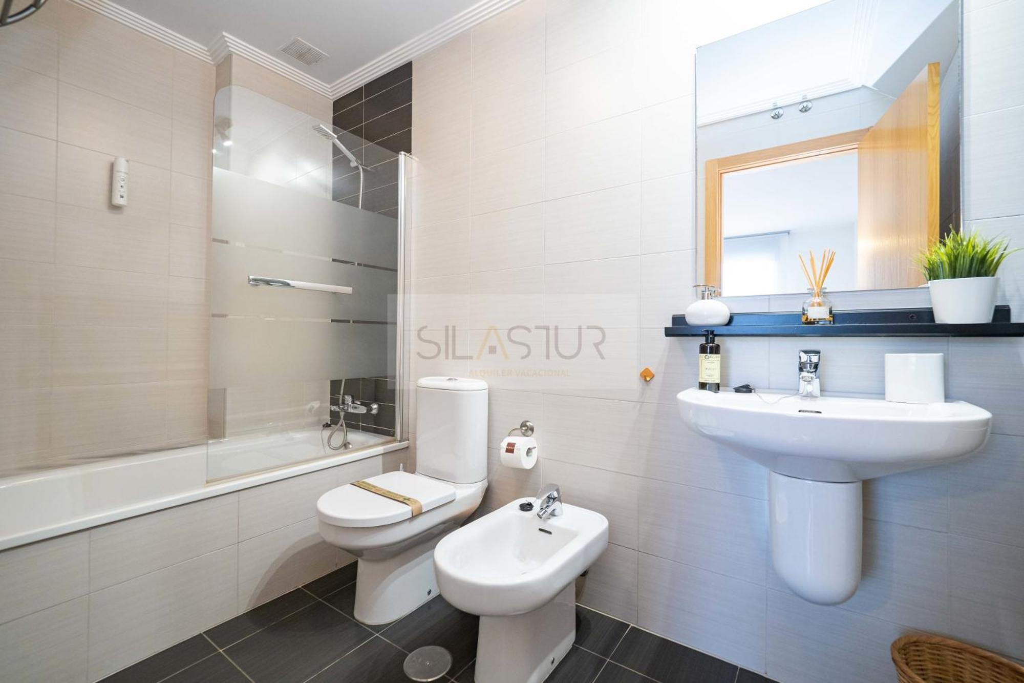 Duplex Nalon Apartment San Juan De La Arena Luaran gambar